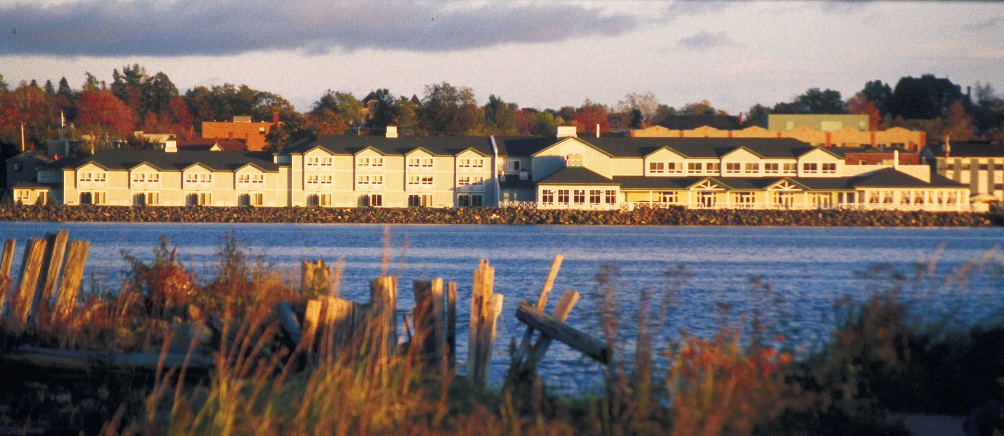 Hotel Rodd Miramichi Esterno foto